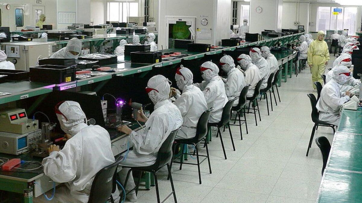 Apple Manufacture Products in China