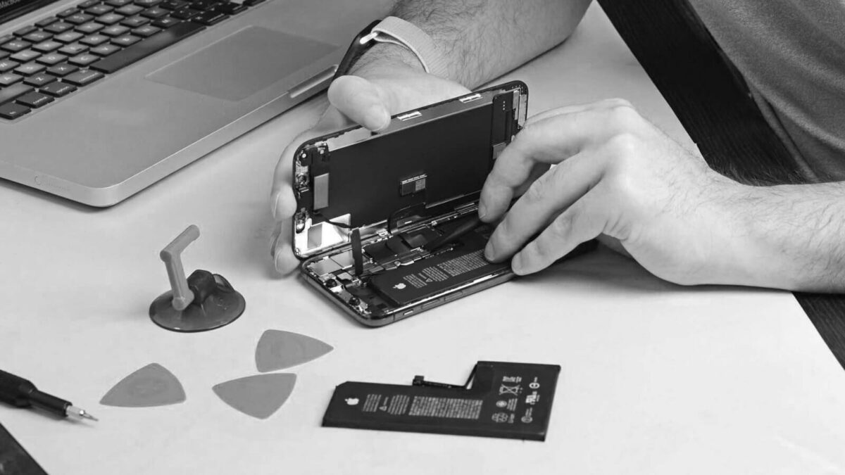 Repair an iPhone guide