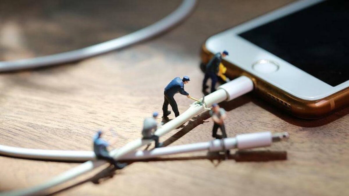 Repair an iPhone 